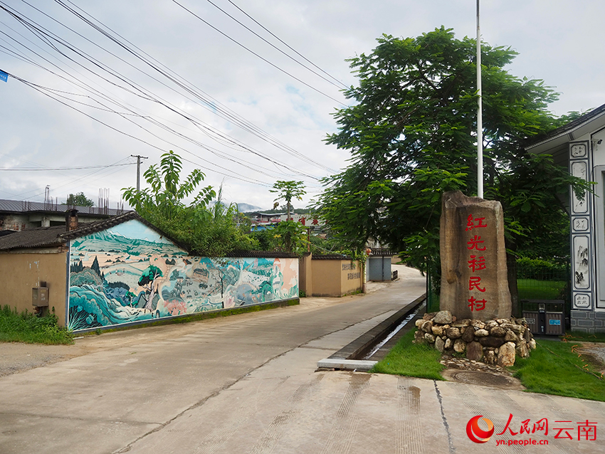 移民新村绘新景蹚出乡村振兴幸福路
