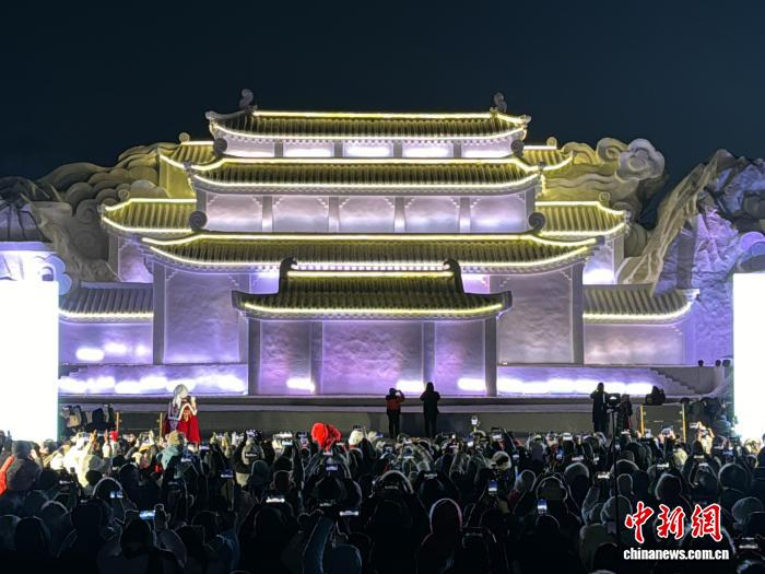 新雪季长白山备好粉雪与“云顶天宫”邀游客到访(图1)