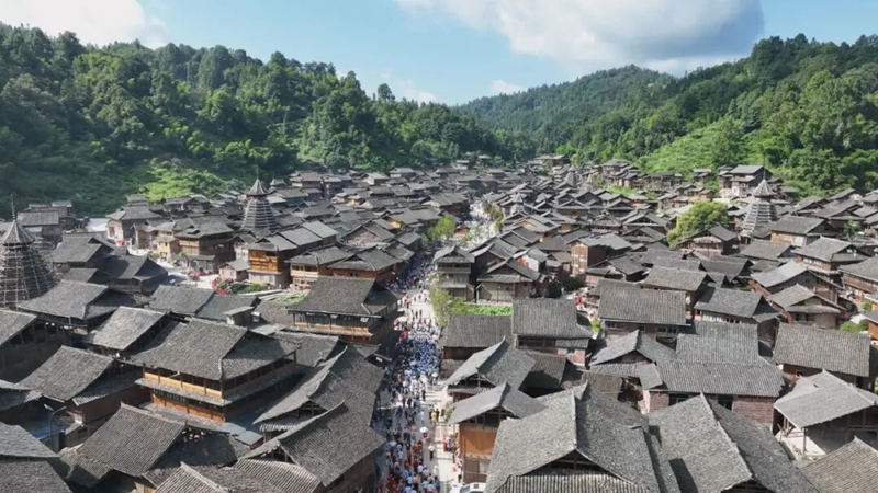 熊猫体育网站：黎平县黄岗村：乡村旅游激活多元业态日子越过越红火