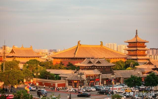 熊猫体育平台:跟着IP去旅行!这些被影视游戏带火的城市现在去还来得及吗?(图14)