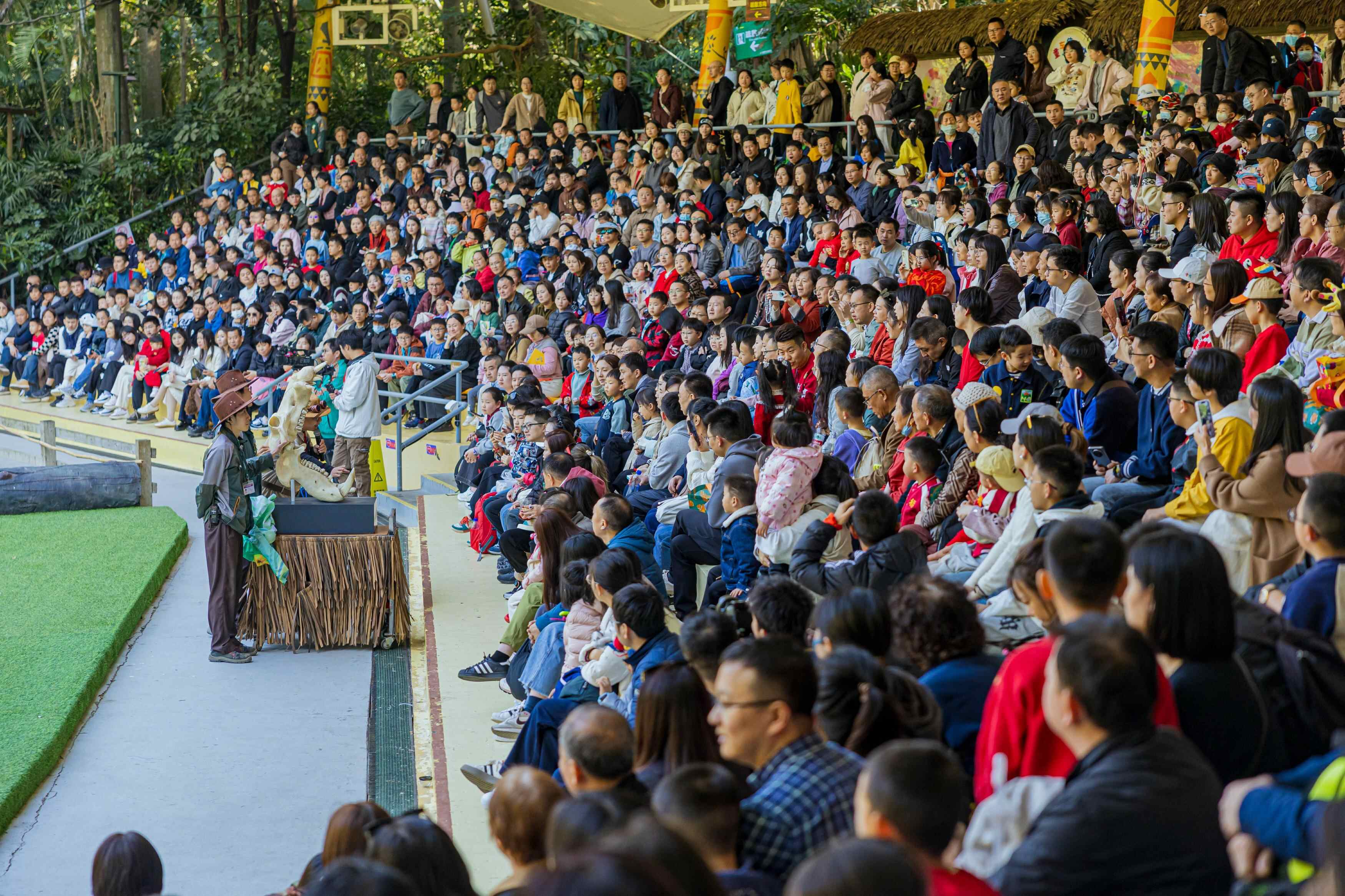 熊猫体育：迎客17875万人次+旅游收入998亿元！2026年元旦假期广东文旅开